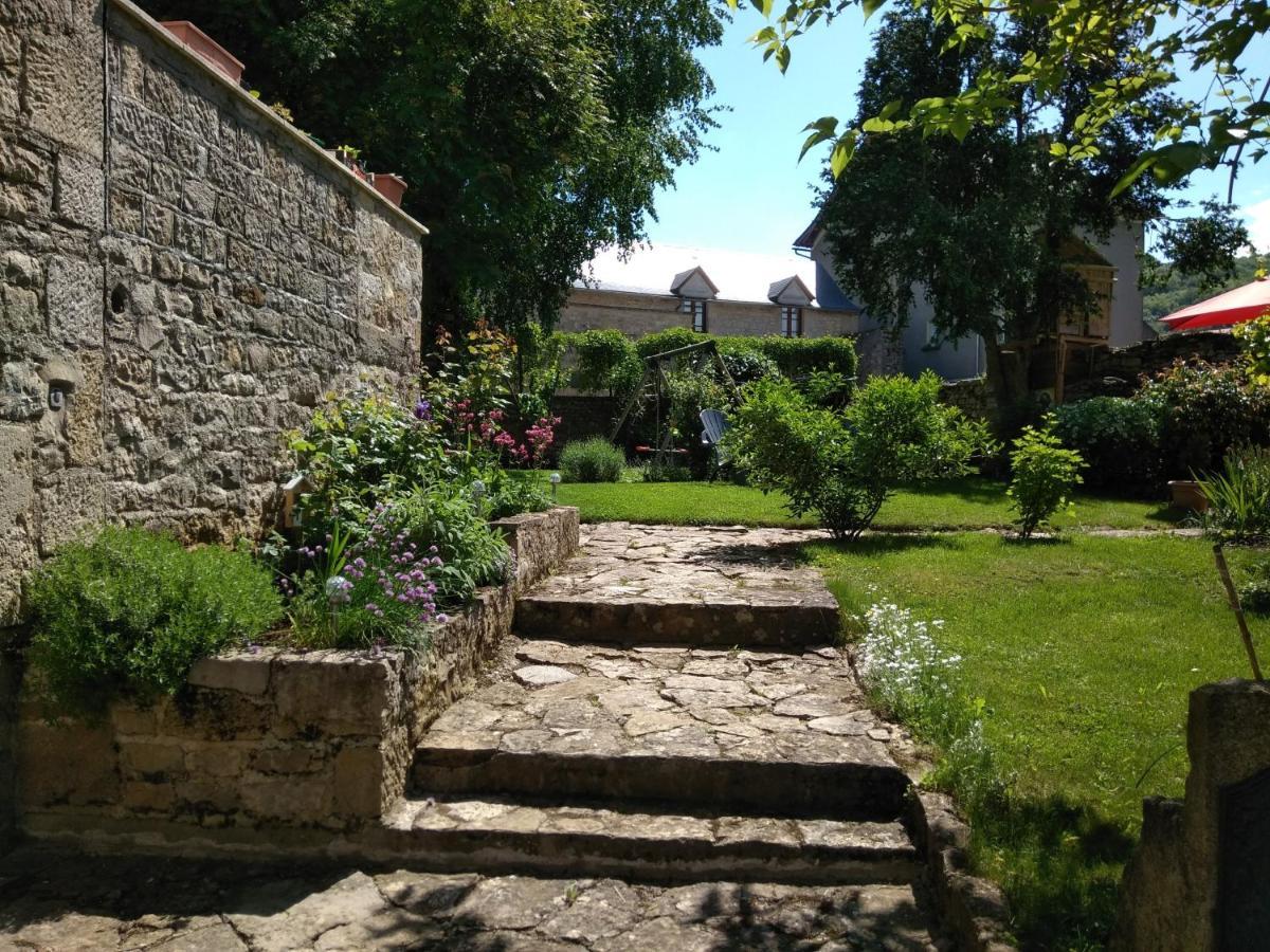 Le Clos Du Barry Bed and Breakfast Sévérac-lʼÉglise Buitenkant foto