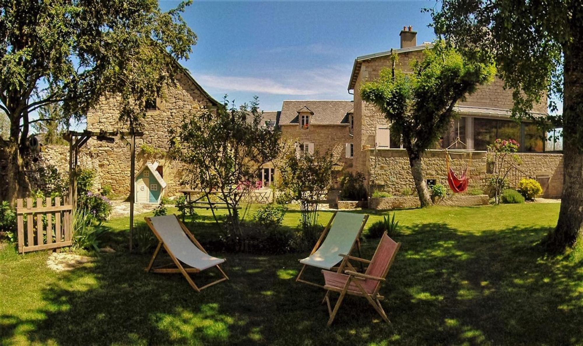 Le Clos Du Barry Bed and Breakfast Sévérac-lʼÉglise Buitenkant foto