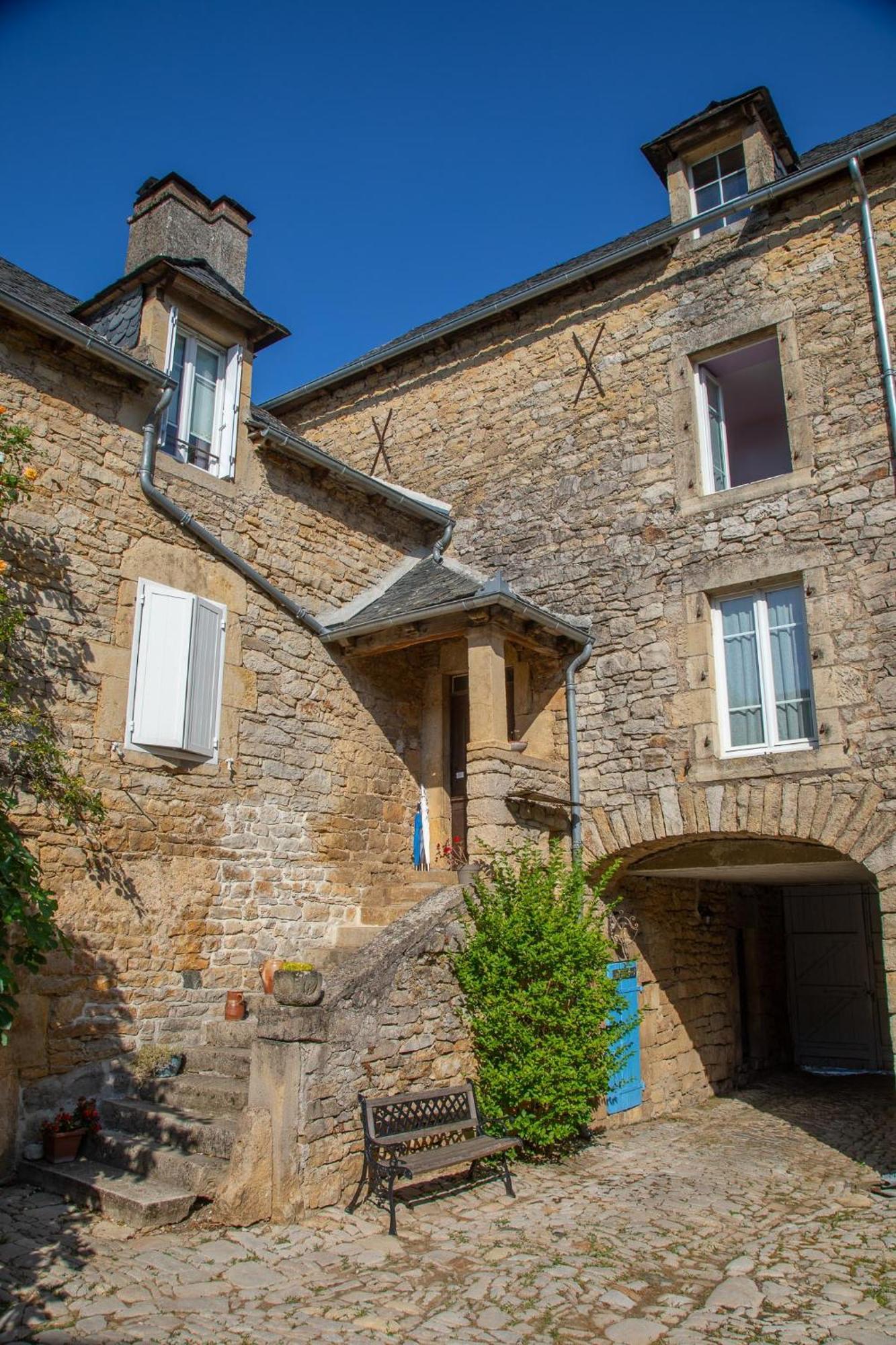 Le Clos Du Barry Bed and Breakfast Sévérac-lʼÉglise Buitenkant foto