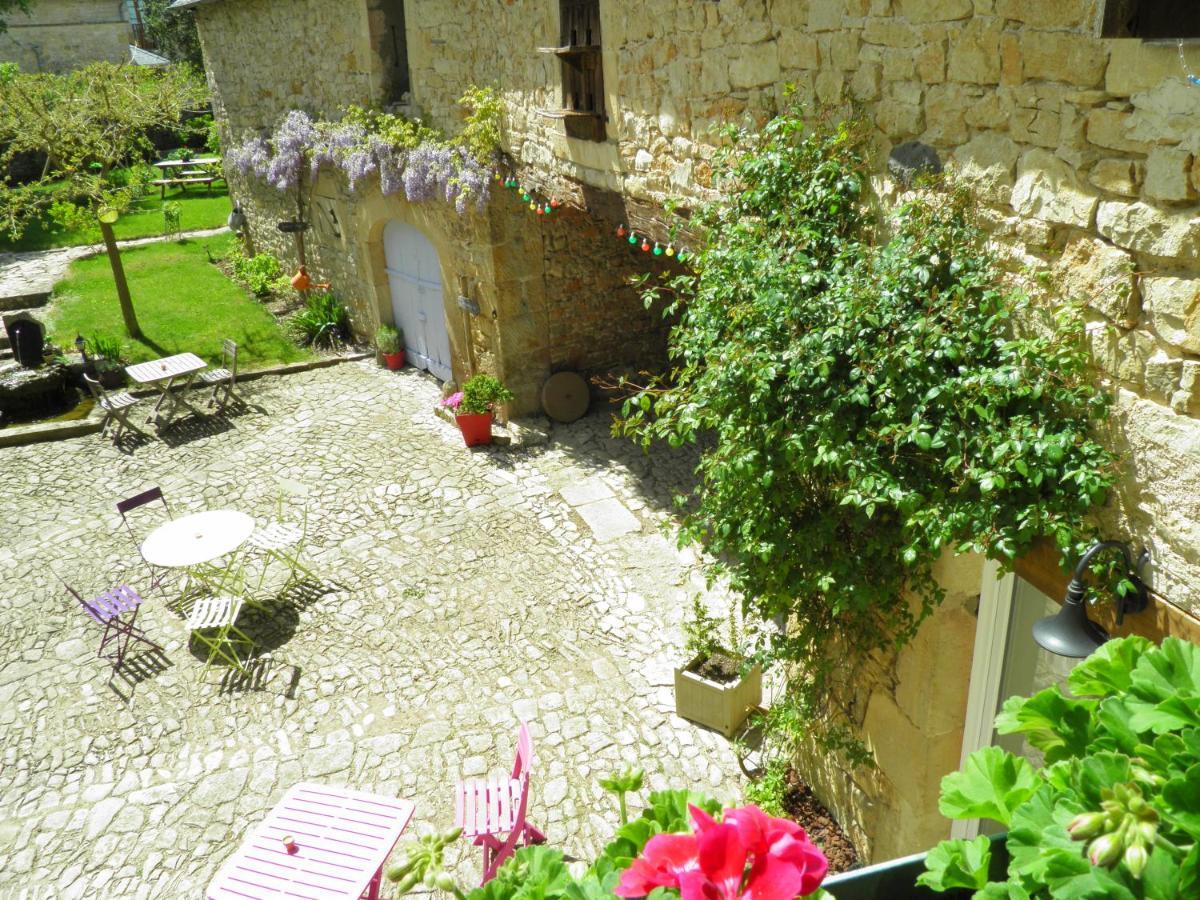 Le Clos Du Barry Bed and Breakfast Sévérac-lʼÉglise Buitenkant foto